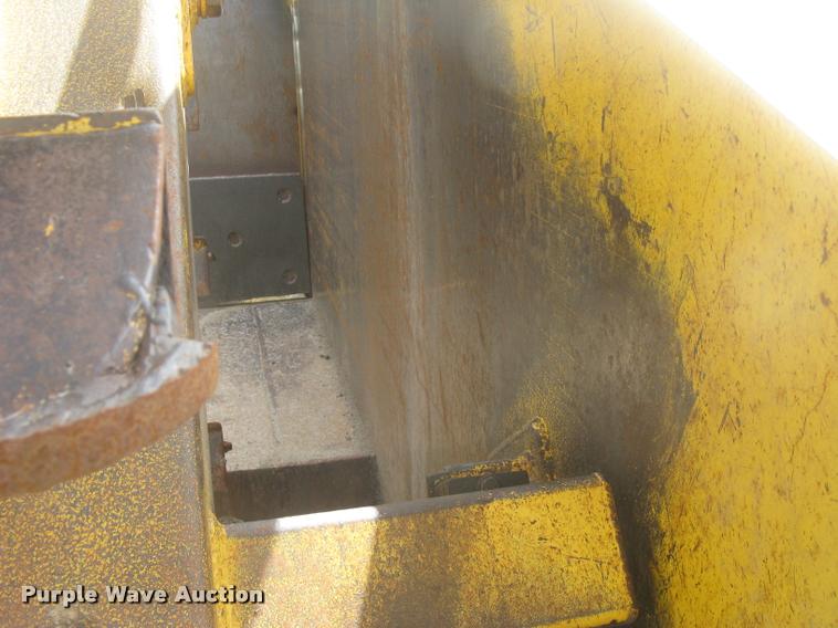 image for item L2373 1995 John Deere 862B elevating scraper