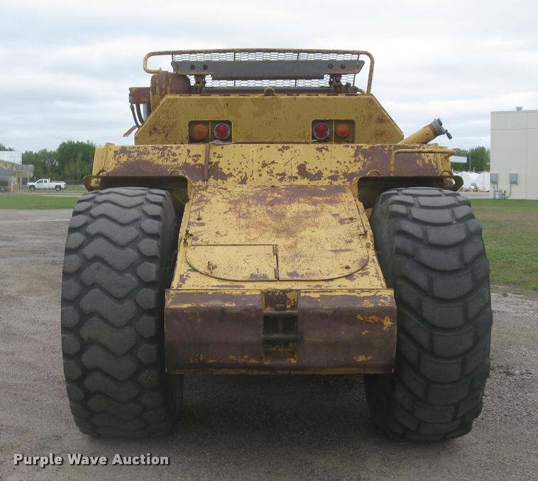 image for item L2380 1989 Caterpillar 613C elevating scraper