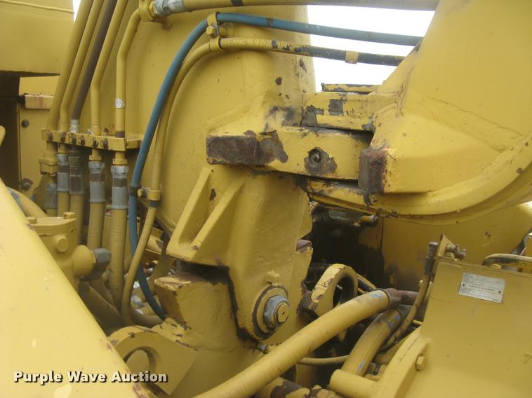 image for item L2380 1989 Caterpillar 613C elevating scraper