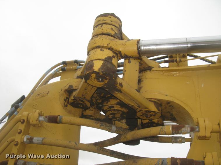 image for item L2380 1989 Caterpillar 613C elevating scraper