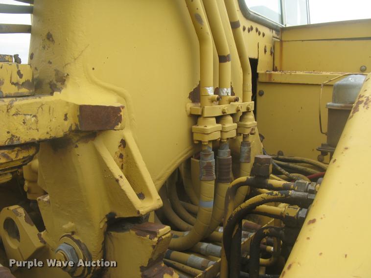 image for item L2380 1989 Caterpillar 613C elevating scraper