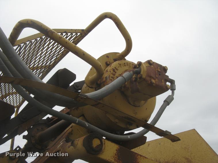 image for item L2380 1989 Caterpillar 613C elevating scraper