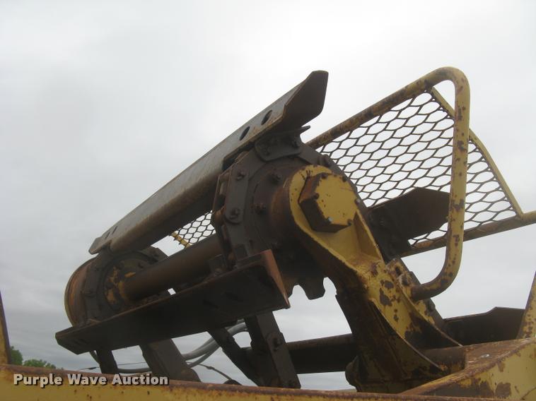 image for item L2380 1989 Caterpillar 613C elevating scraper