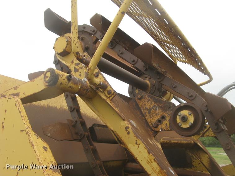 image for item L2380 1989 Caterpillar 613C elevating scraper