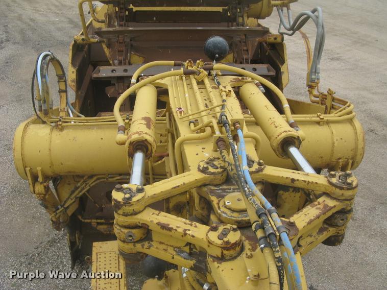 image for item L2380 1989 Caterpillar 613C elevating scraper