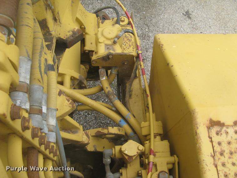 image for item L2380 1989 Caterpillar 613C elevating scraper