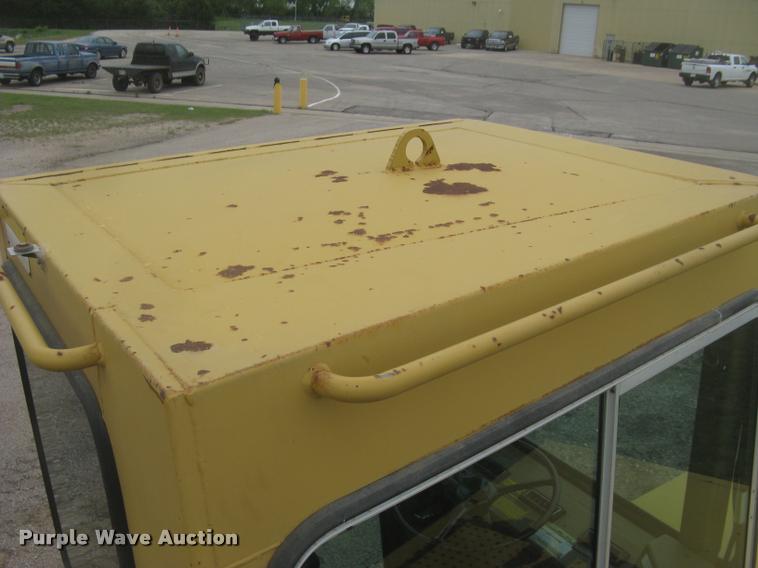 image for item L2380 1989 Caterpillar 613C elevating scraper