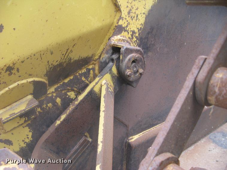 image for item L2380 1989 Caterpillar 613C elevating scraper