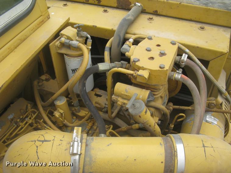 image for item L2380 1989 Caterpillar 613C elevating scraper
