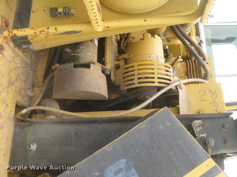 image for item L2380 1989 Caterpillar 613C elevating scraper