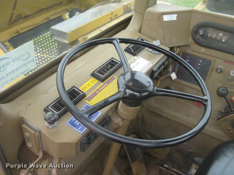 image for item L2380 1989 Caterpillar 613C elevating scraper