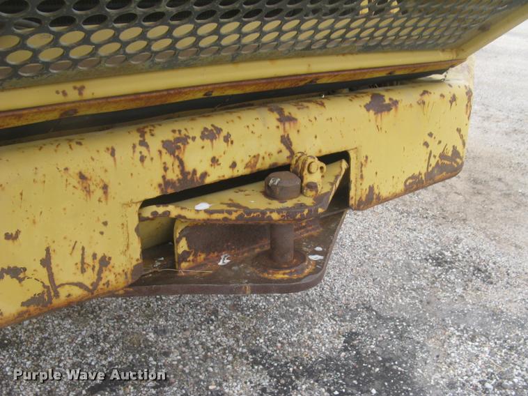 image for item L2380 1989 Caterpillar 613C elevating scraper