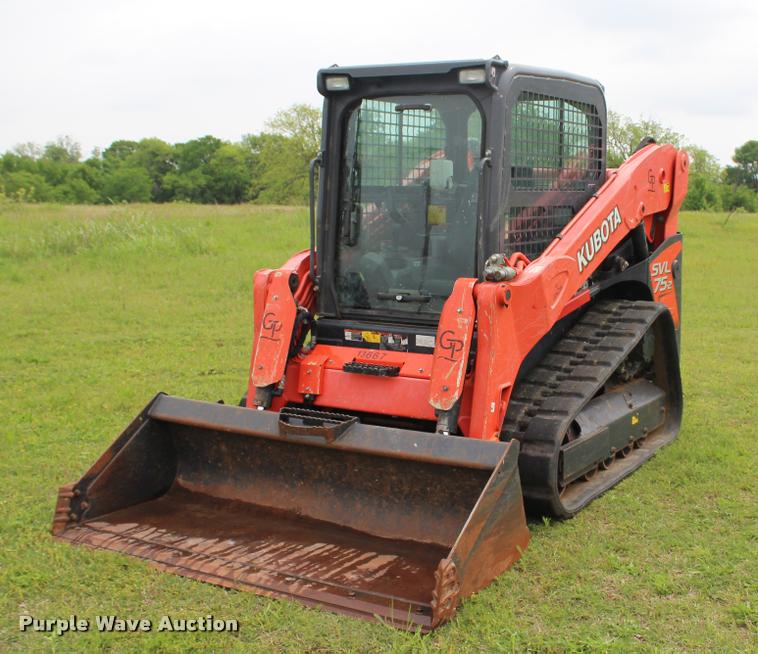 image for item L3118 2014 Kubota SVL75-2 skid steer