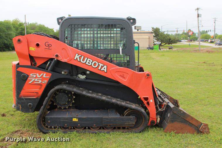 image for item L3118 2014 Kubota SVL75-2 skid steer