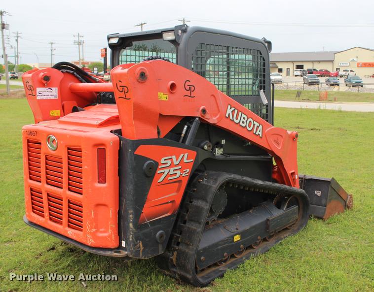 image for item L3118 2014 Kubota SVL75-2 skid steer