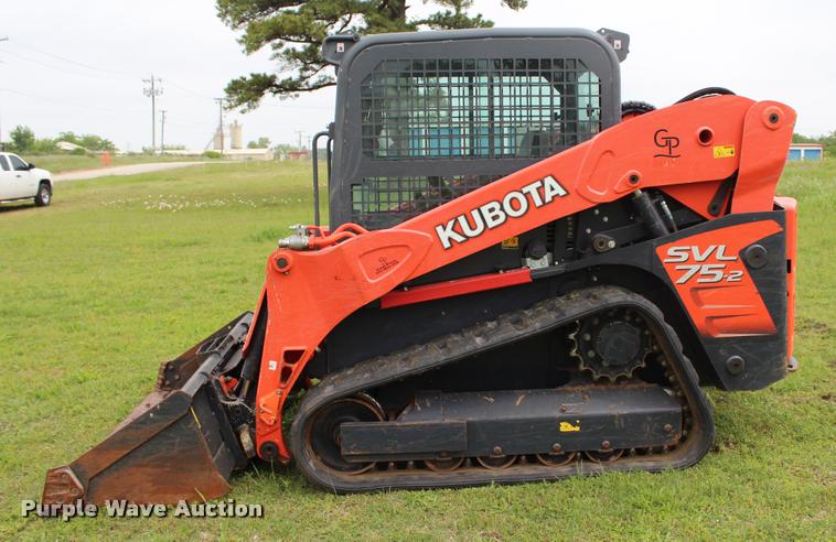 image for item L3118 2014 Kubota SVL75-2 skid steer