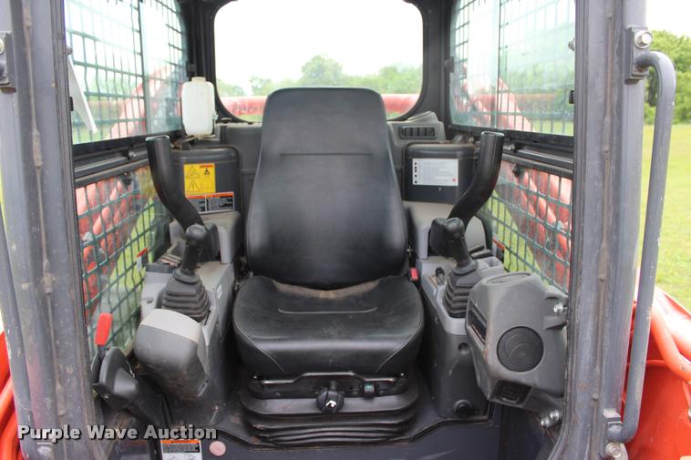 image for item L3118 2014 Kubota SVL75-2 skid steer