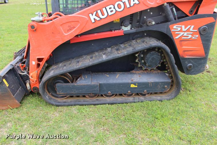 image for item L3118 2014 Kubota SVL75-2 skid steer