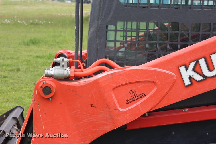 image for item L3118 2014 Kubota SVL75-2 skid steer