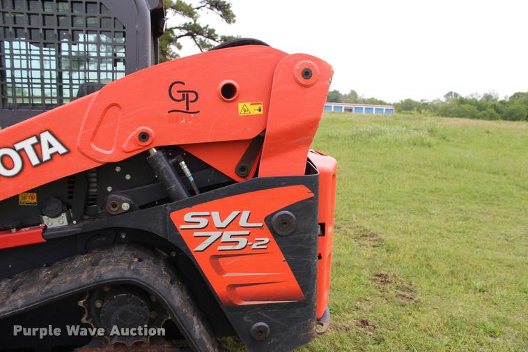 image for item L3118 2014 Kubota SVL75-2 skid steer