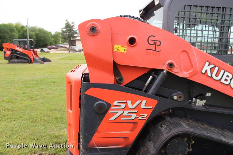 image for item L3118 2014 Kubota SVL75-2 skid steer