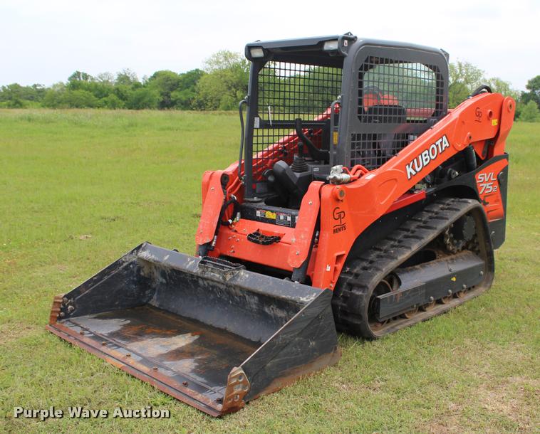 image for item L3119 2015 Kubota SVL75-2 skid steer
