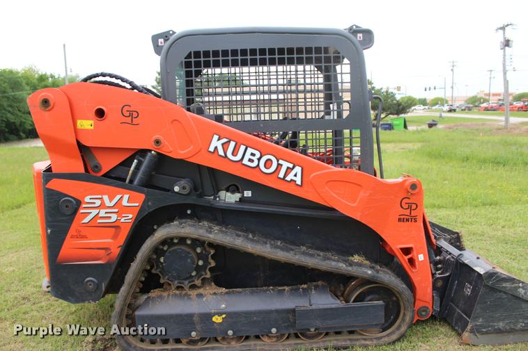 image for item L3119 2015 Kubota SVL75-2 skid steer