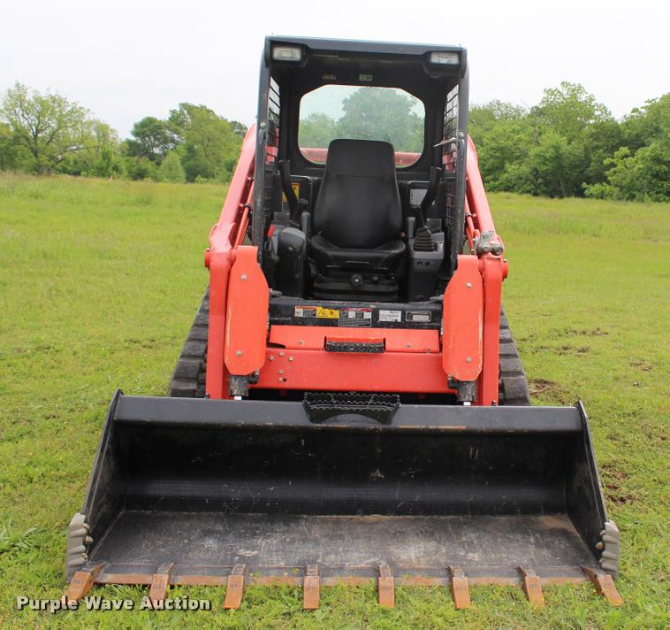 image for item L3120 2015 Kubota SVL75-2 skid steer