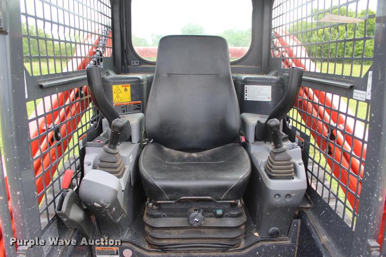 image for item L3120 2015 Kubota SVL75-2 skid steer