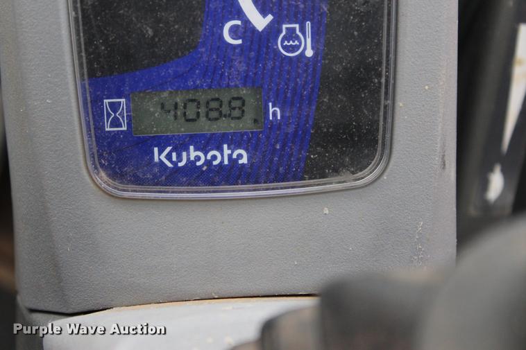 image for item L3120 2015 Kubota SVL75-2 skid steer