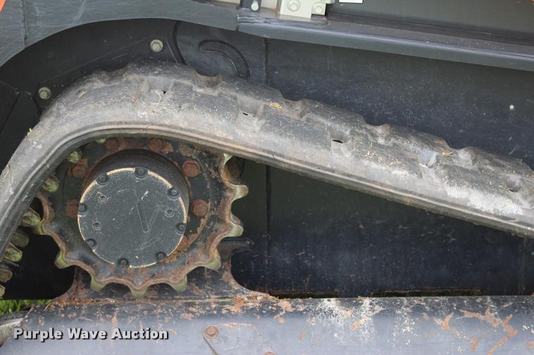 image for item L3120 2015 Kubota SVL75-2 skid steer