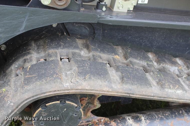 image for item L3120 2015 Kubota SVL75-2 skid steer