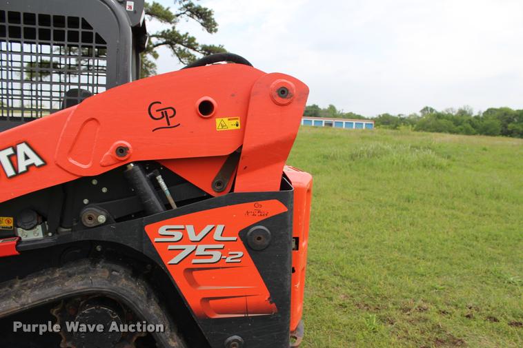 image for item L3120 2015 Kubota SVL75-2 skid steer