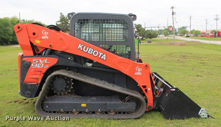 image for item L3121 2015 Kubota SVL90-2 skid steer