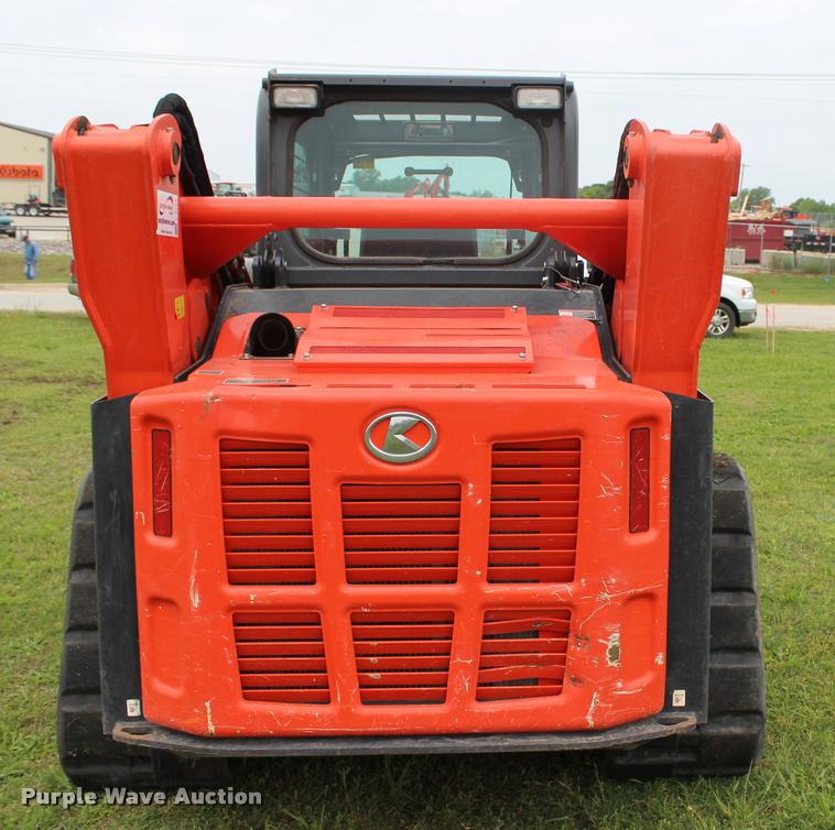 image for item L3121 2015 Kubota SVL90-2 skid steer