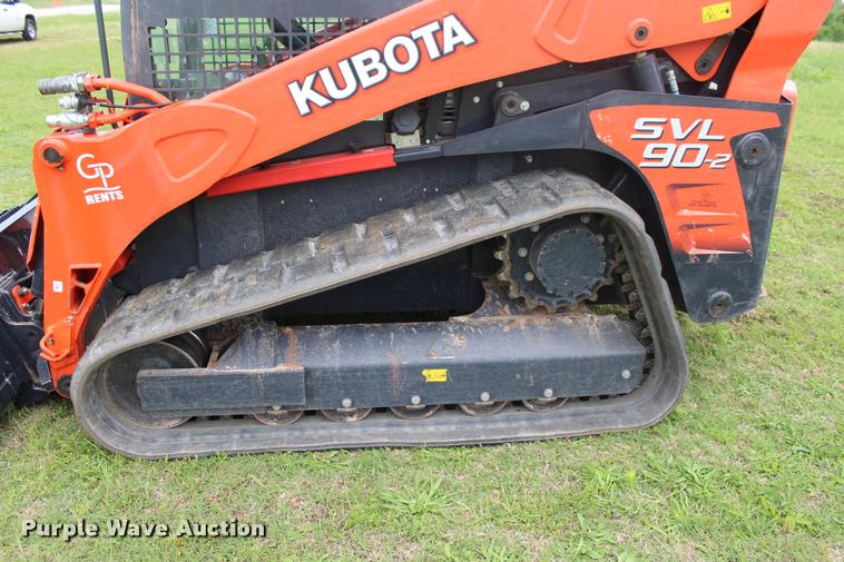 image for item L3121 2015 Kubota SVL90-2 skid steer