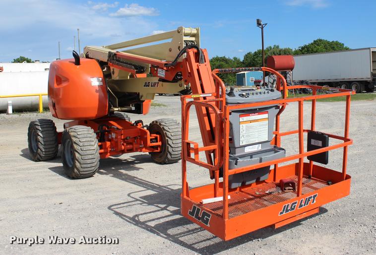 image for item L3125 2007 JLG 450AJ Series II boom lift