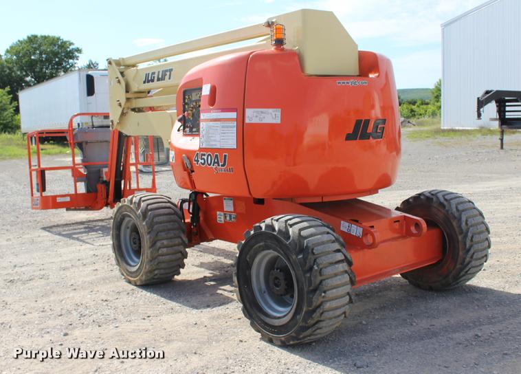 image for item L3125 2007 JLG 450AJ Series II boom lift