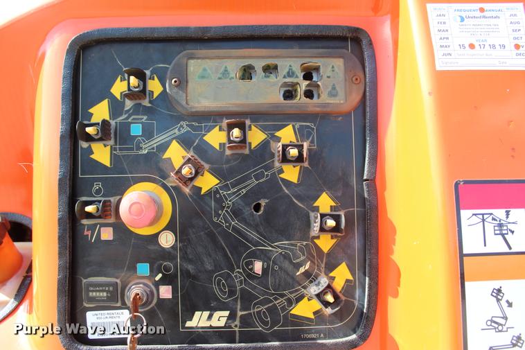 image for item L3125 2007 JLG 450AJ Series II boom lift