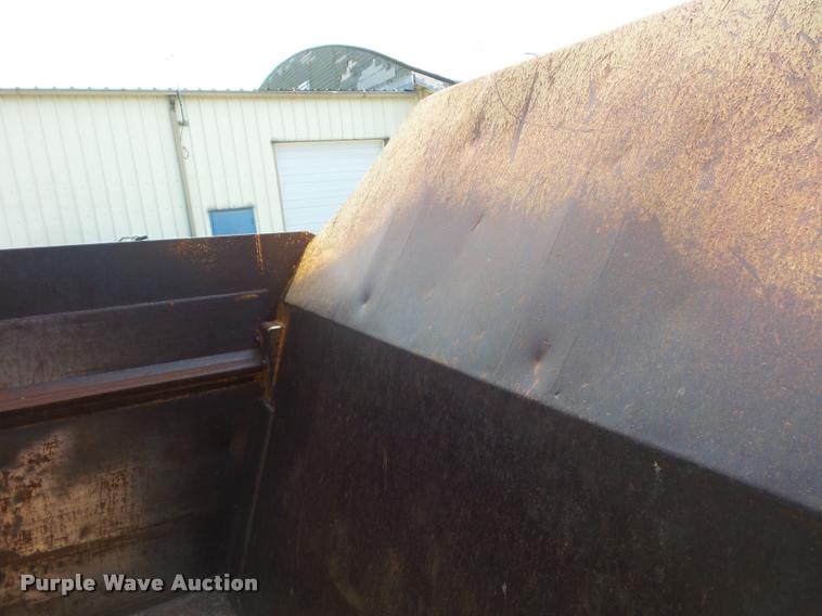 image for item L4719 1996 John Deere 762B elevating scraper