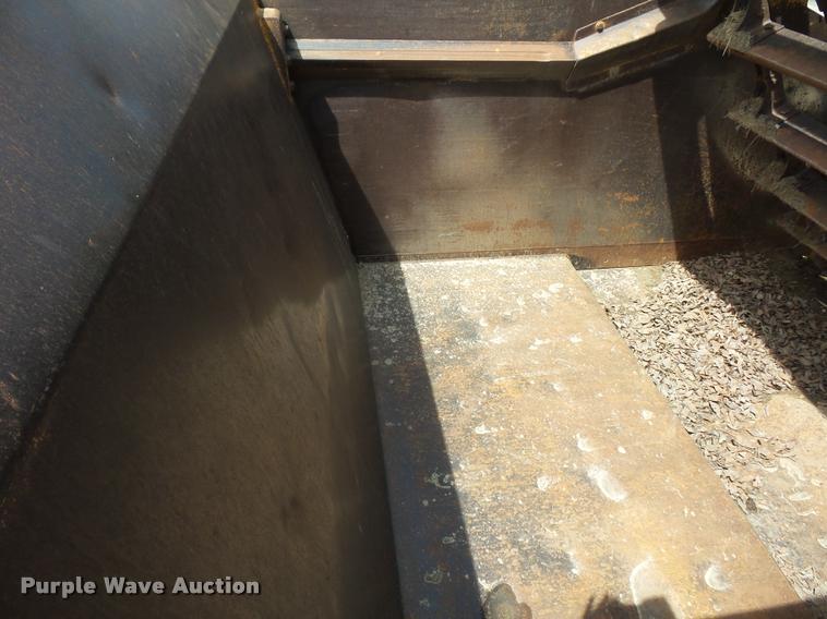 image for item L4719 1996 John Deere 762B elevating scraper