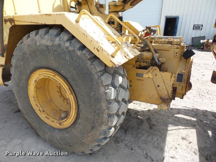 image for item L4719 1996 John Deere 762B elevating scraper