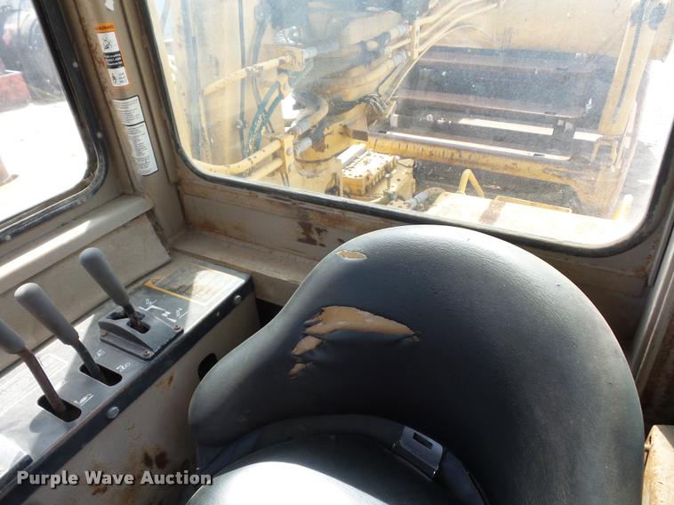 image for item L4719 1996 John Deere 762B elevating scraper