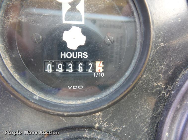 image for item L4719 1996 John Deere 762B elevating scraper