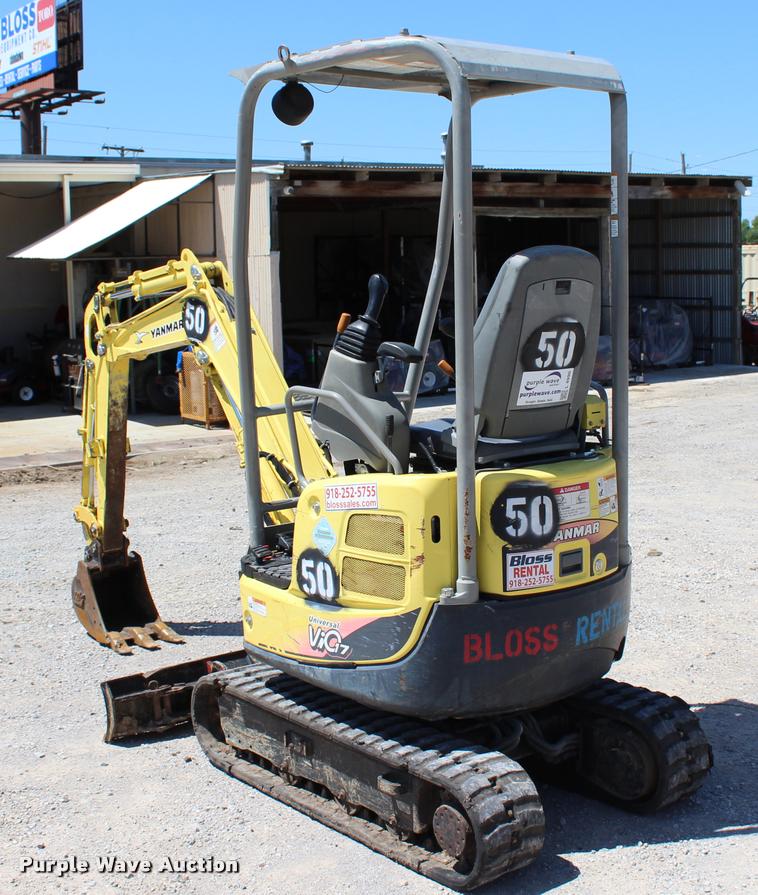 image for item L4990 2011 Yanmar VIO17 compact excavator