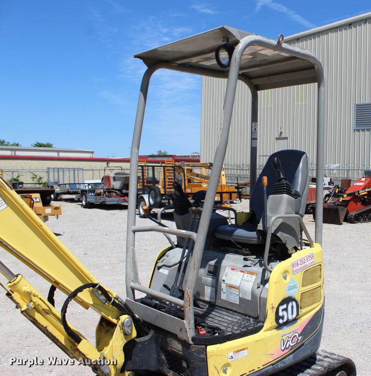 image for item L4990 2011 Yanmar VIO17 compact excavator