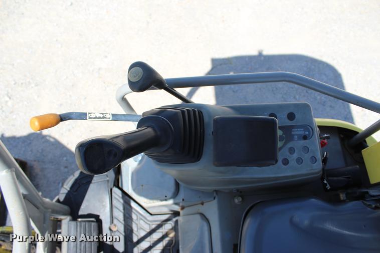 image for item L4990 2011 Yanmar VIO17 compact excavator