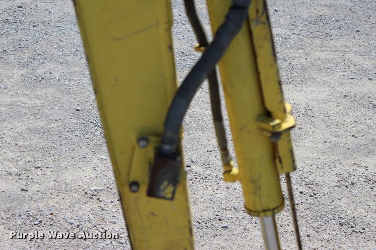 image for item L4990 2011 Yanmar VIO17 compact excavator