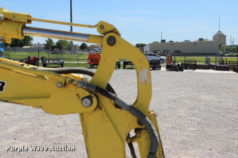image for item L4990 2011 Yanmar VIO17 compact excavator