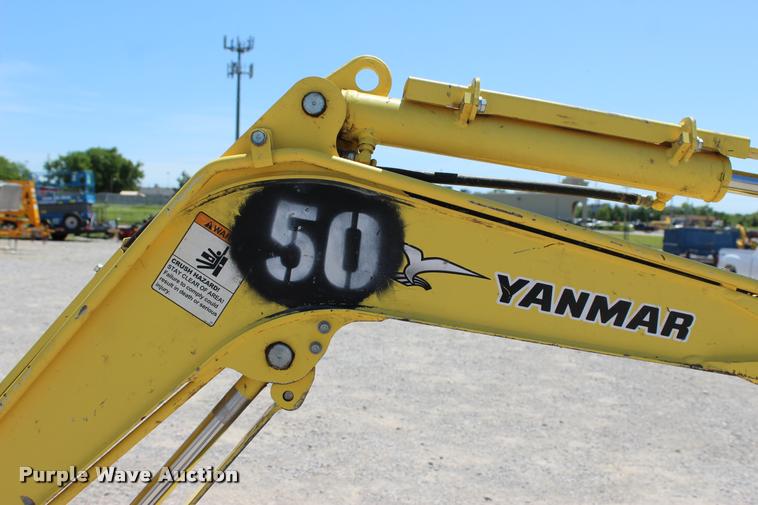 image for item L4990 2011 Yanmar VIO17 compact excavator